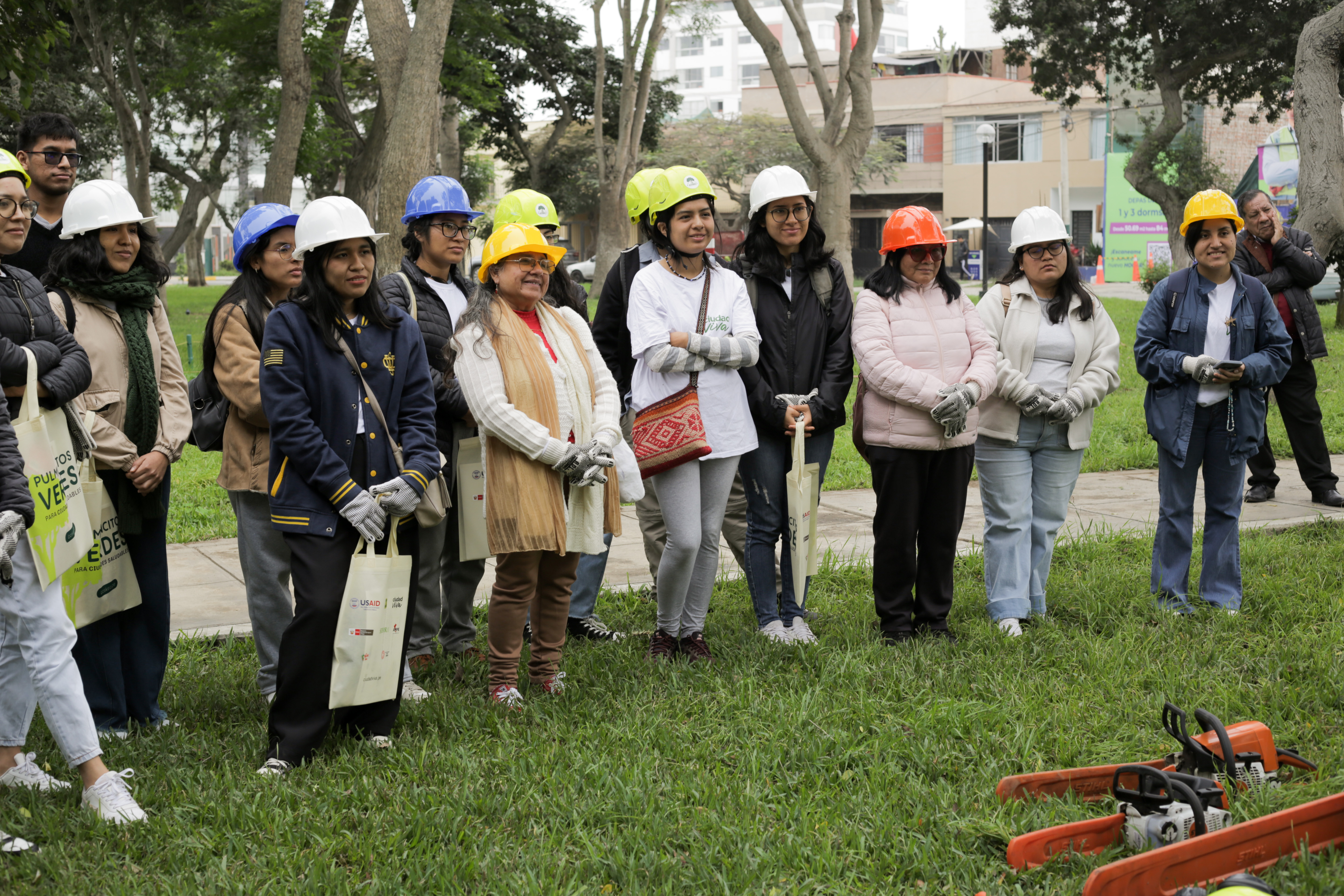 ciudad viva - <br />
<b>Warning</b>:  Undefined property: stdClass::$titleEvent in <b>/home/ciudadvi/public_html/Views/ProjectsServices/detail.php</b> on line <b>137</b><br />
